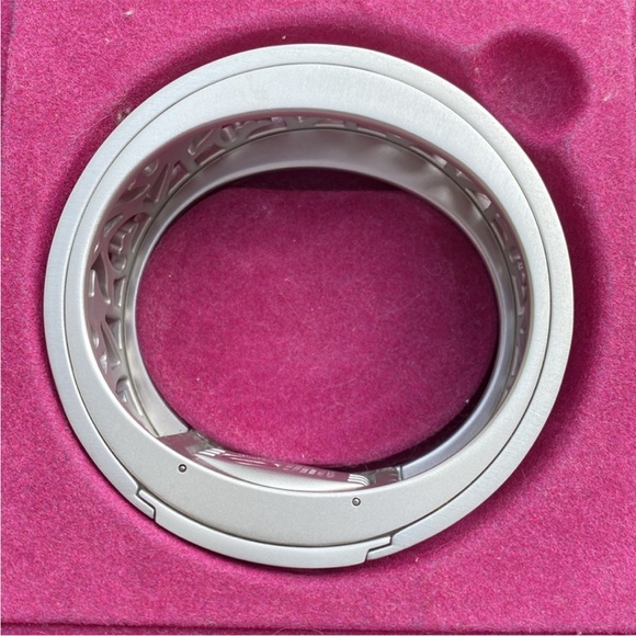 Swatch limited edition bracelet watch - Picture 7 of 11